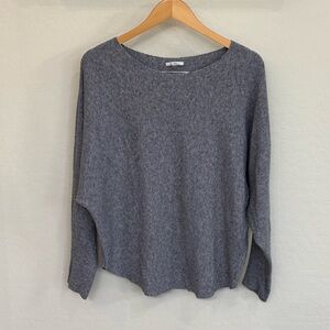 Vila Milano Soft Heathered Gray Knit Sweater - XL, Like New!